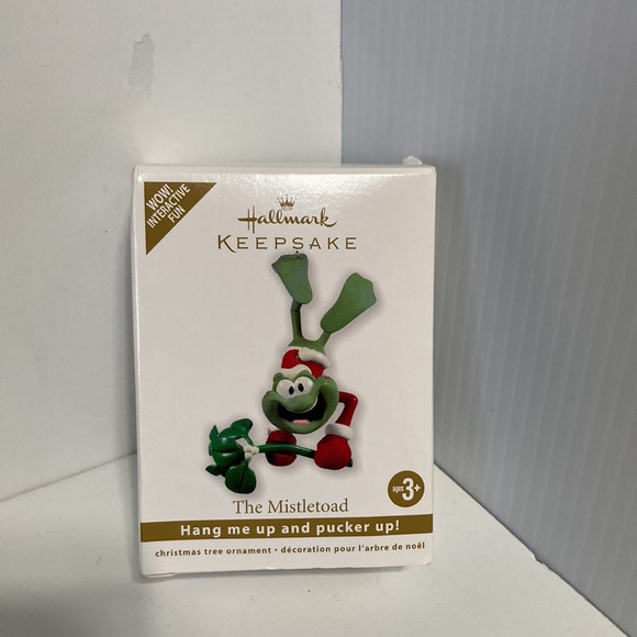 Hallmark 2011 The Mistletoad Collectible Christmas Holiday Ornament - Picture 2 of 11